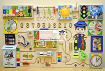 Игрушки развивающие многофункциональные, бизиборд торговой марки «Академия Детства» "Малышок" (свет)